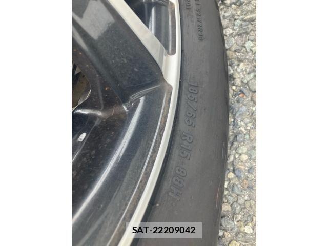 Nissan NOTE 2016-11 8246227-11