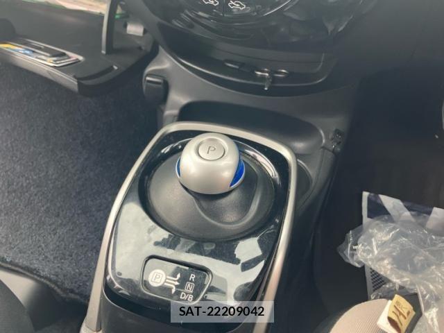 Nissan NOTE 2016-11 8246227-21
