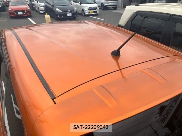 Nissan NOTE 2016-11 8246227-4
