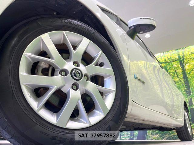Nissan NOTE 2019-06 8246221-12