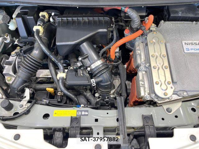 Nissan NOTE 2019-06 8246221-17
