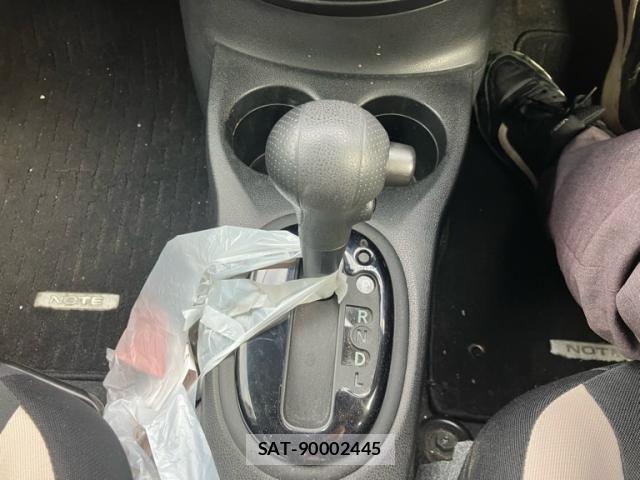 Nissan NOTE 2018-05 8246226-13