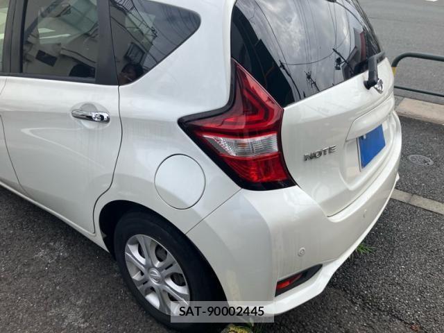 Nissan NOTE 2018-05 8246226-3