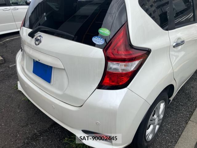 Nissan NOTE 2018-05 8246226-4