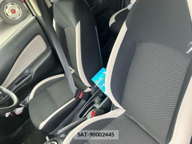 Nissan NOTE 2018-05 8246226-6