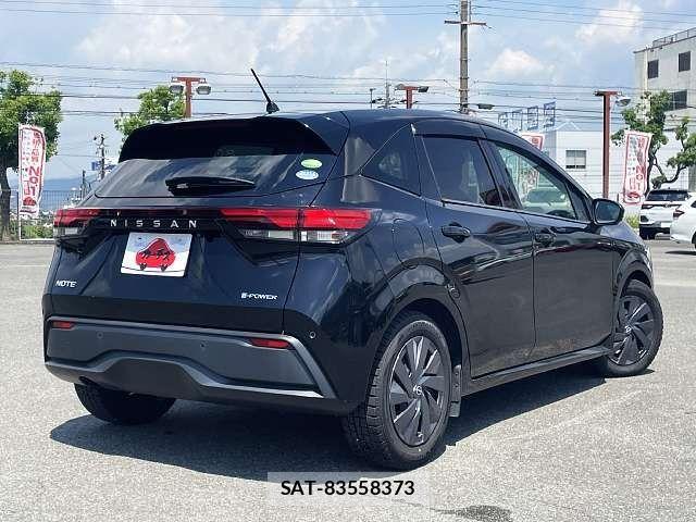 Nissan NOTE 2021-04 8246213-2