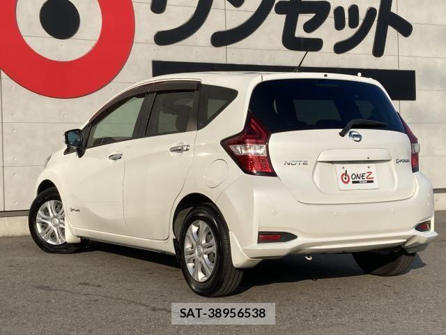 Nissan NOTE 2017-11 8246216-14
