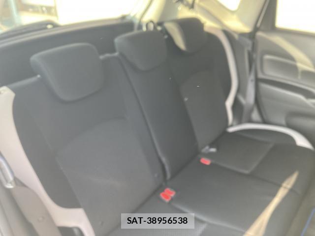 Nissan NOTE 2017-11 8246216-21
