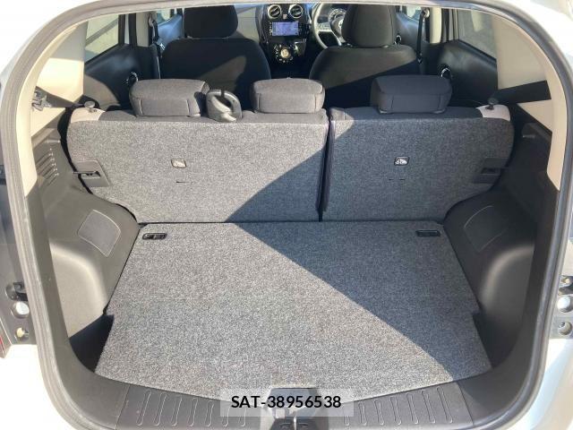 Nissan NOTE 2017-11 8246216-25