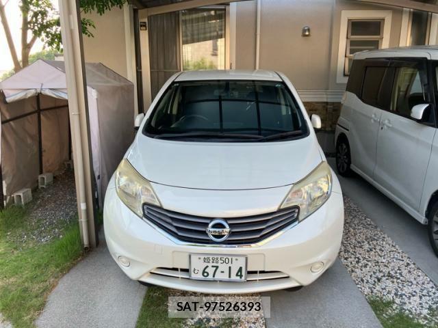 Nissan NOTE 2013-08 8246229-0