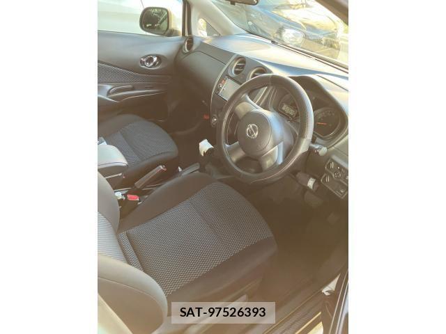 Nissan NOTE 2013-08 8246229-9