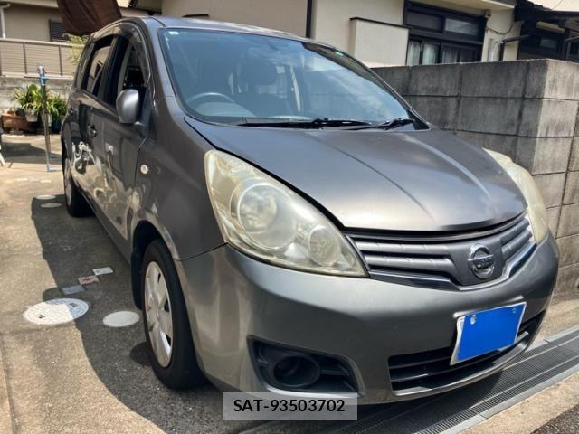 Nissan NOTE 2011-09 8246231-0