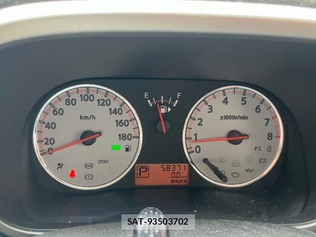 Nissan NOTE 2011-09 8246231-17