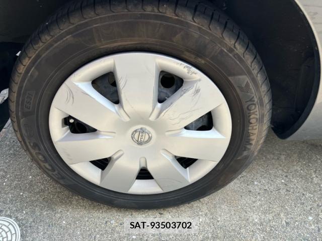 Nissan NOTE 2011-09 8246231-22