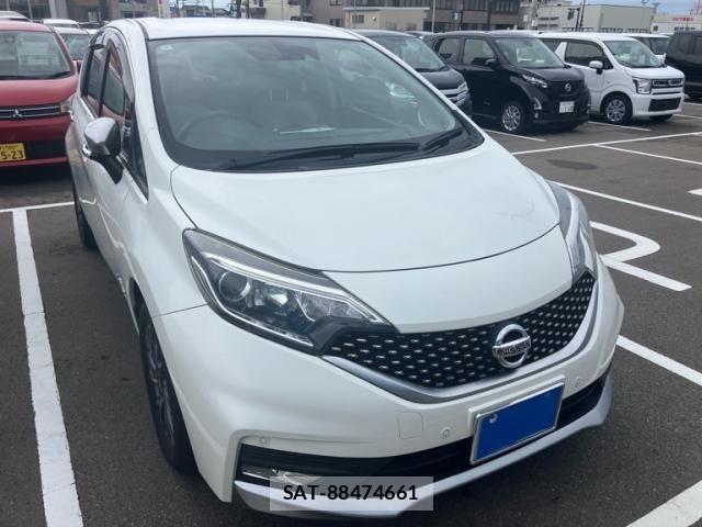 Nissan NOTE 2017-04 8246223-0