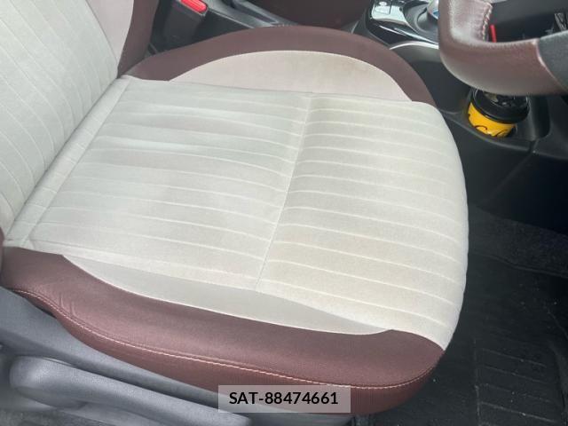 Nissan NOTE 2017-04 8246223-12