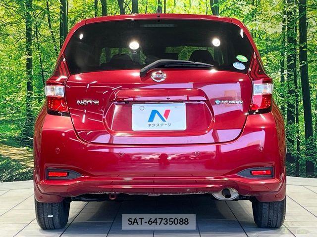 Nissan NOTE 2017-09 8246219-14