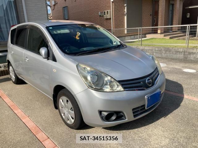 Nissan NOTE 2012-02 8246233-1