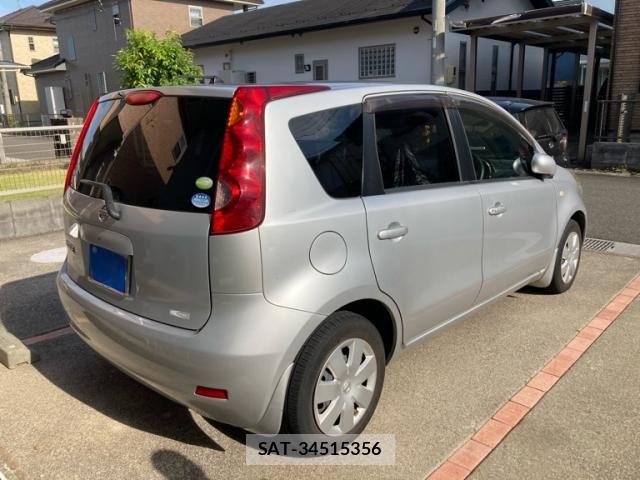 Nissan NOTE 2012-02 8246233-3