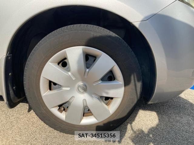 Nissan NOTE 2012-02 8246233-6