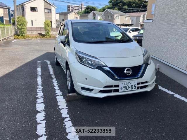 Nissan NOTE 2017-08 8316120-0