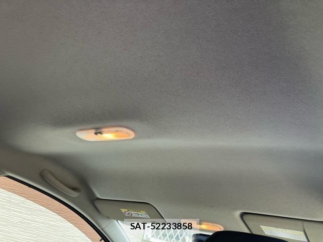 Nissan NOTE 2017-08 8316120-12