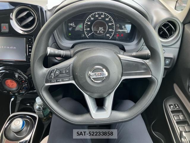 Nissan NOTE 2017-08 8316120-13