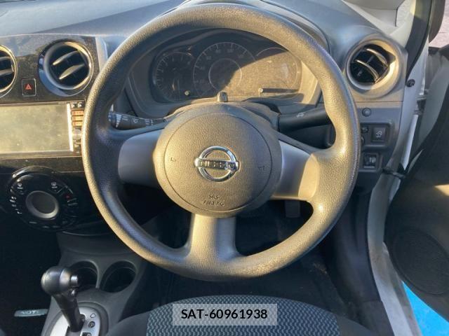 Nissan NOTE 2013-11 8316147-10