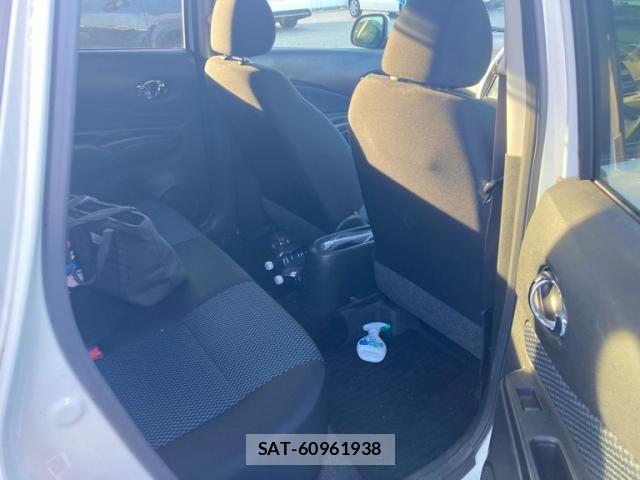 Nissan NOTE 2013-11 8316147-11