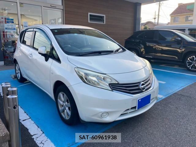 Nissan NOTE 2013-11 8316147-1