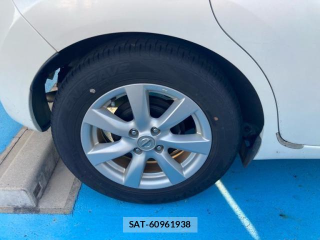 Nissan NOTE 2013-11 8316147-5