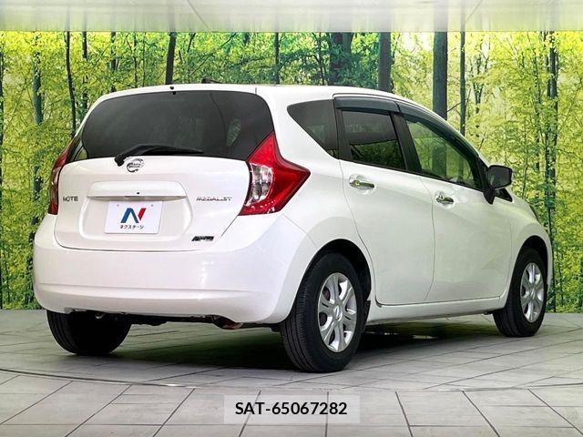 Nissan NOTE 2015-06 8316114-17