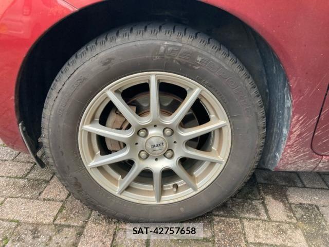 Nissan NOTE 2013-08 8316151-12