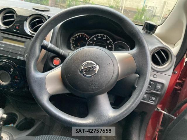 Nissan NOTE 2013-08 8316151-16