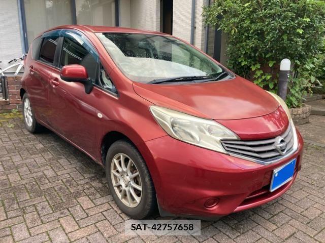 Nissan NOTE 2013-08 8316151-2