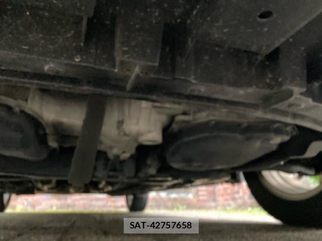 Nissan NOTE 2013-08 8316151-4