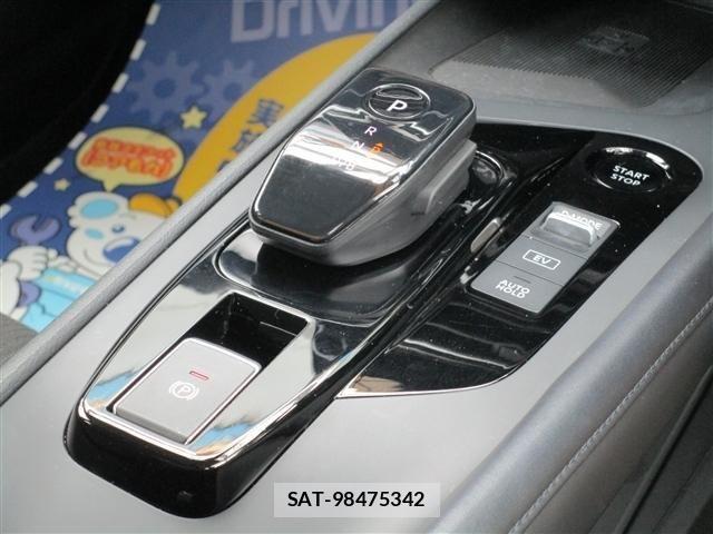 Nissan NOTE 2021-07 8316083-10