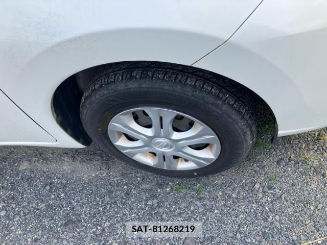 Nissan NOTE 2018-08 8316126-4
