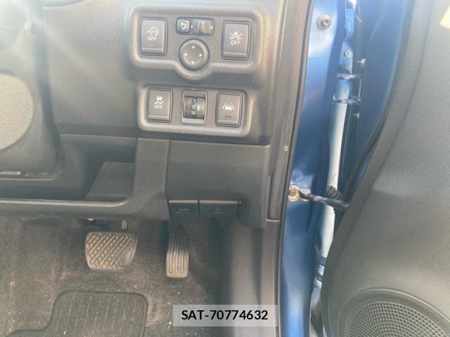 Nissan NOTE 2017-04 8316134-14