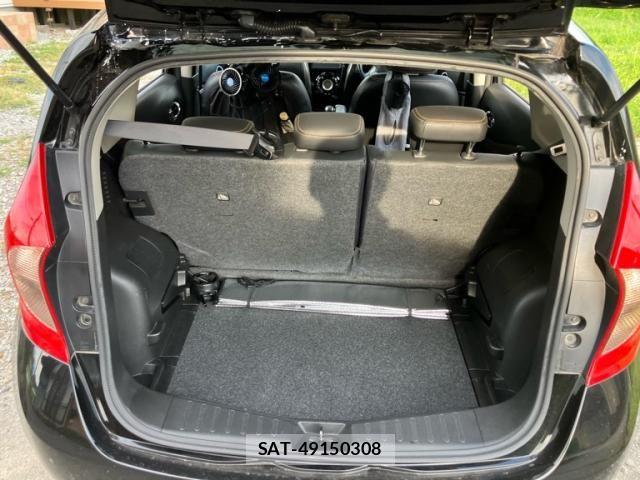 Nissan NOTE 2013-12 8316150-12