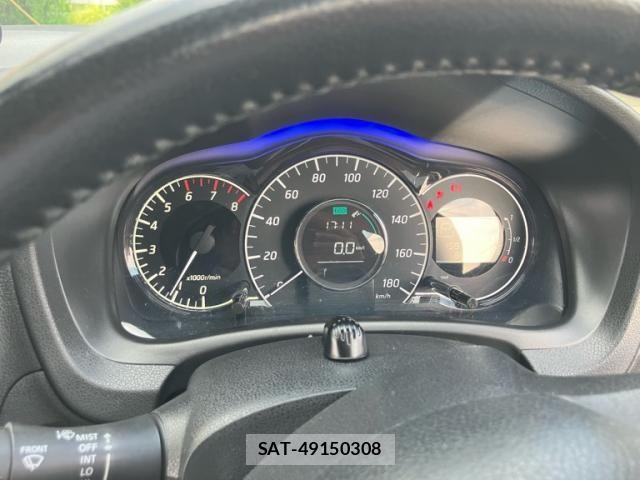 Nissan NOTE 2013-12 8316150-17