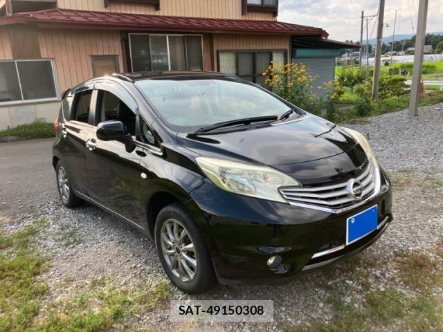 Nissan NOTE 2013-12 8316150-1
