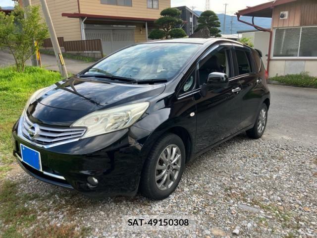 Nissan NOTE 2013-12 8316150-3