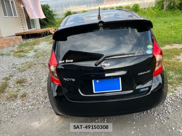 Nissan NOTE 2013-12 8316150-5