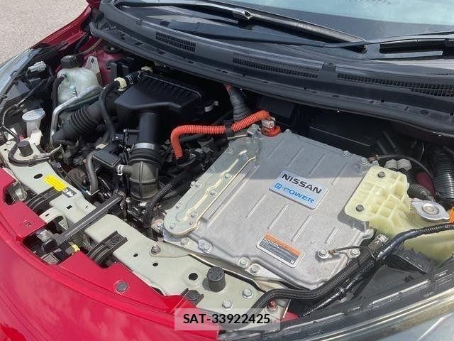 Nissan NOTE 2018-02 8316103-23