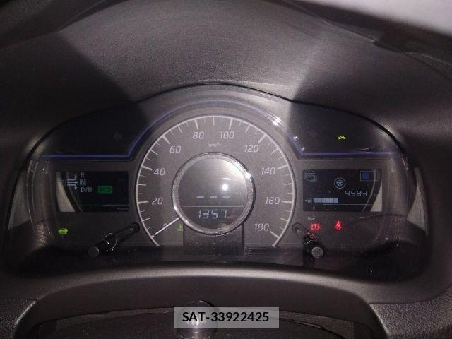Nissan NOTE 2018-02 8316103-24