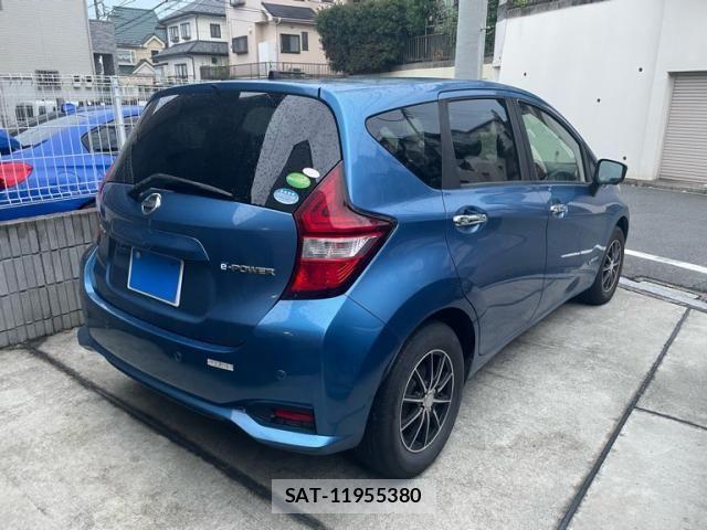 Nissan NOTE 2017-03 8316132-3