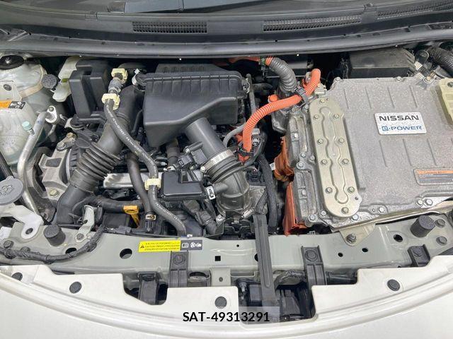Nissan NOTE 2017-03 8316092-17