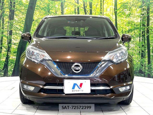 Nissan NOTE 2016-11 8316117-14