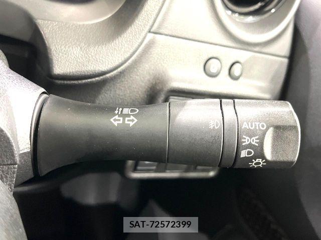 Nissan NOTE 2016-11 8316117-7